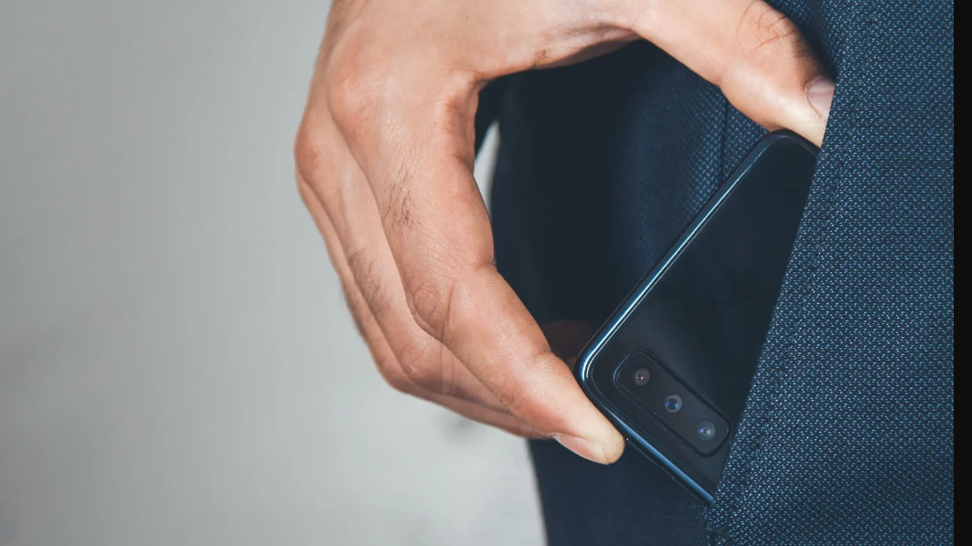 کشف رابطه بین استفاده از تلفن همراه و کاهش تعداد اسپرم